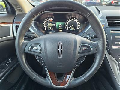 2014 Lincoln MKZ   - Photo 8 - De Pere, WI 54115