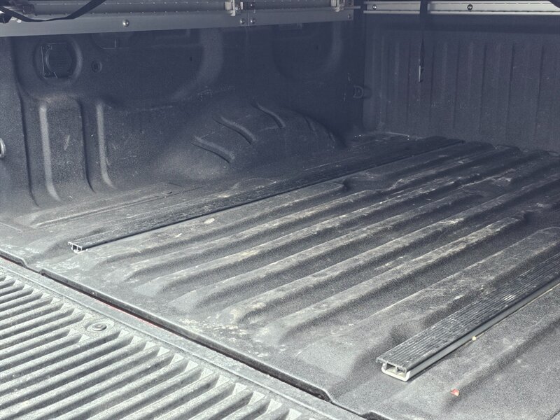 2021 Nissan Titan PRO-4X - Photo 27 - De Pere, WI 54115