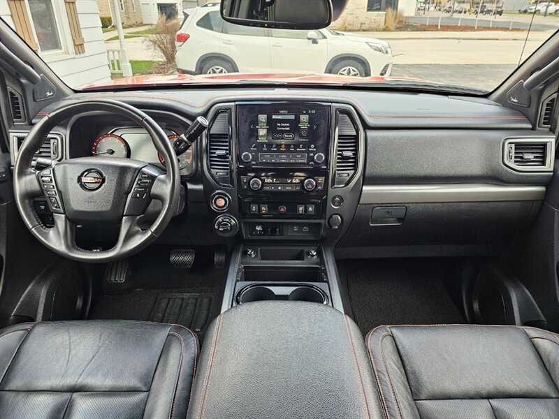 2021 Nissan Titan PRO-4X - Photo 6 - De Pere, WI 54115