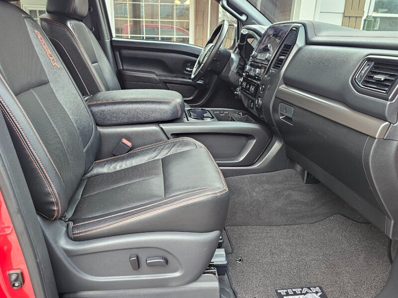 2021 Nissan Titan PRO-4X - Photo 13 - De Pere, WI 54115
