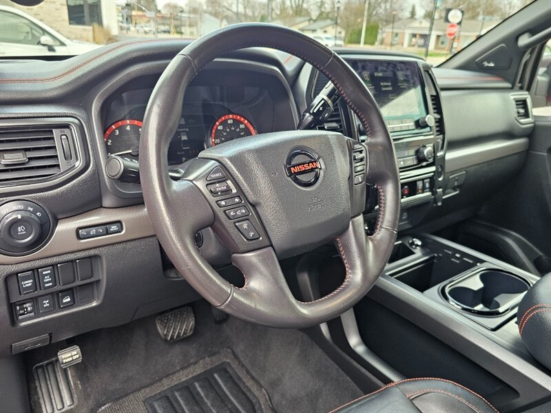 2021 Nissan Titan PRO-4X - Photo 32 - De Pere, WI 54115