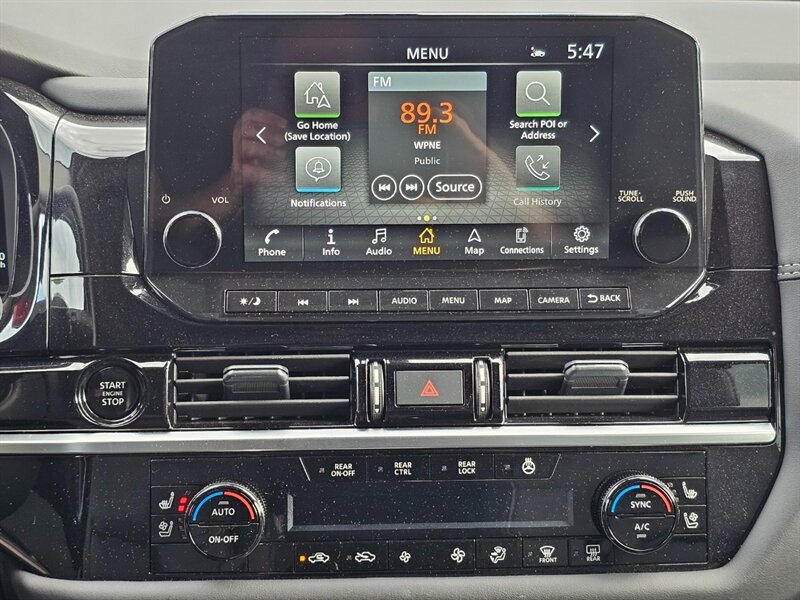2025 Nissan Pathfinder Platinum - Photo 8 - De Pere, WI 54115
