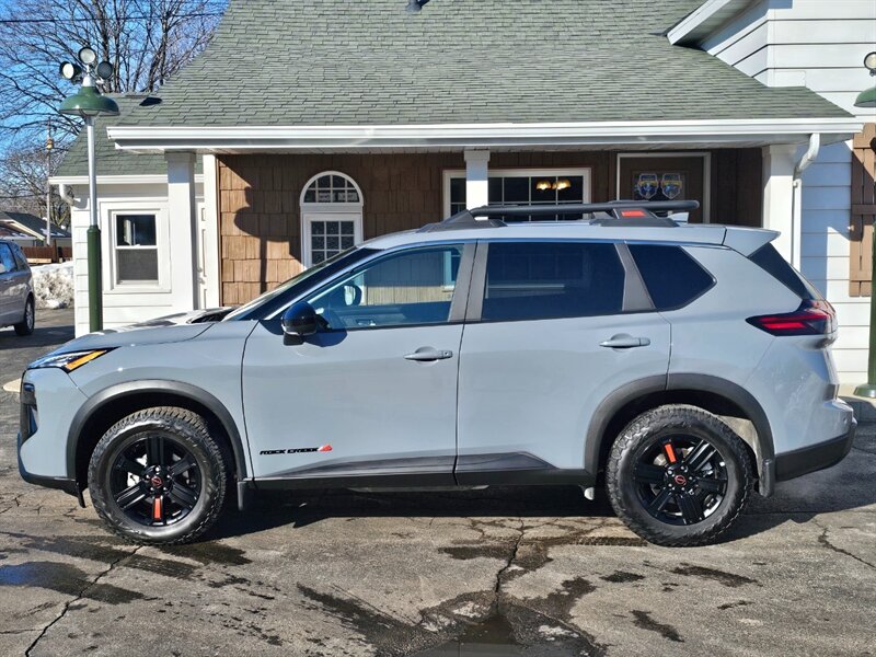 2025 Nissan Rogue Rock Creek - Photo 26 - De Pere, WI 54115