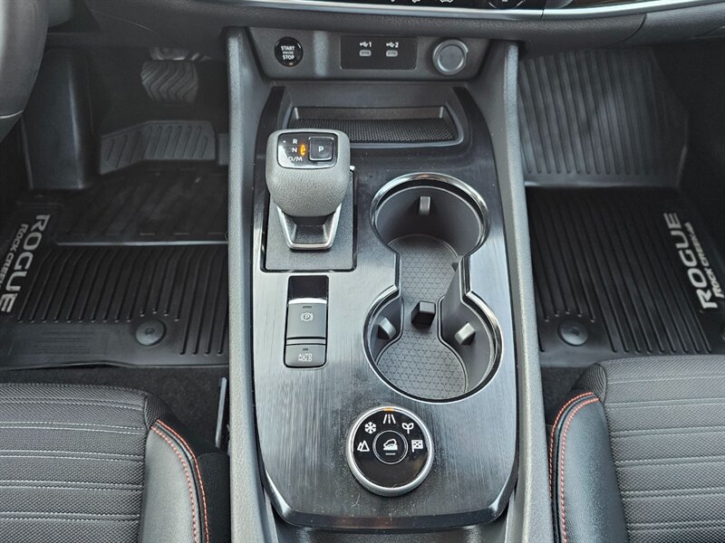 2025 Nissan Rogue Rock Creek - Photo 9 - De Pere, WI 54115