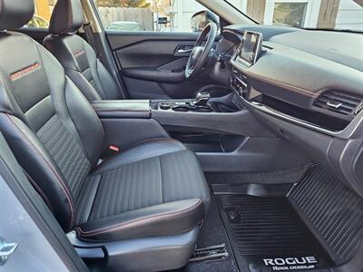 2025 Nissan Rogue Rock Creek - Photo 11 - De Pere, WI 54115