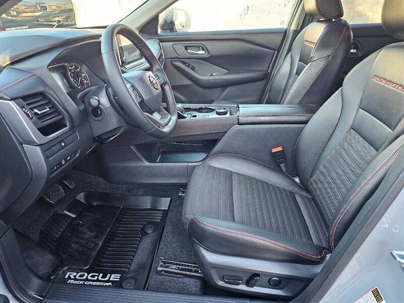 2025 Nissan Rogue Rock Creek - Photo 3 - De Pere, WI 54115