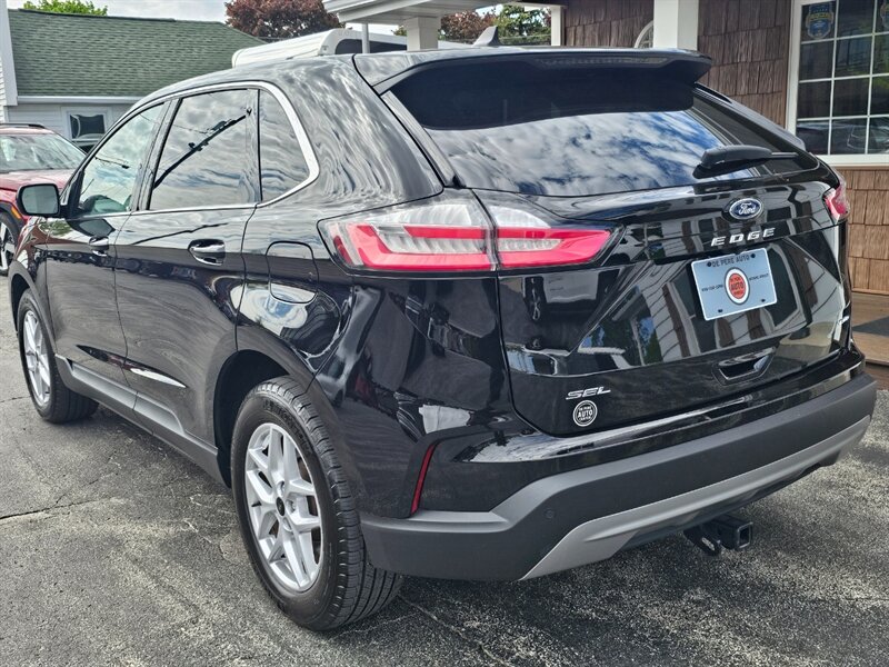 2024 Ford Edge SEL - Photo 23 - De Pere, WI 54115