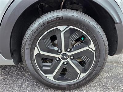 2023 Kia Niro Plug-In Hybrid EX - Photo 43 - De Pere, WI 54115