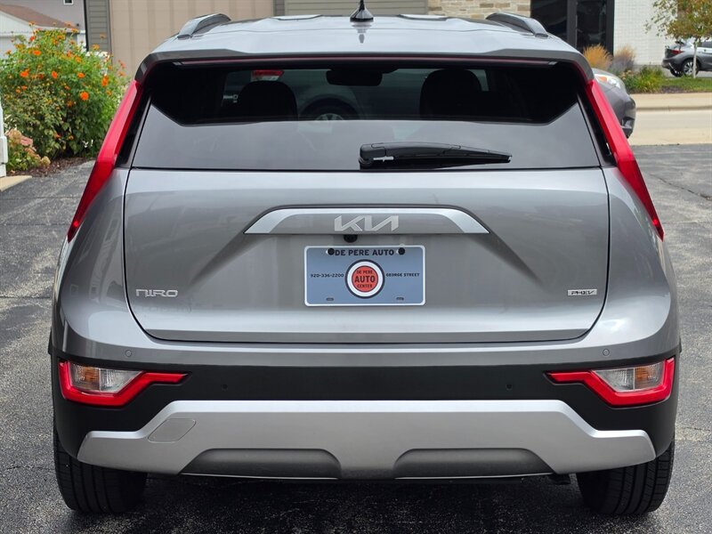 2023 Kia Niro Plug-In Hybrid EX - Photo 24 - De Pere, WI 54115