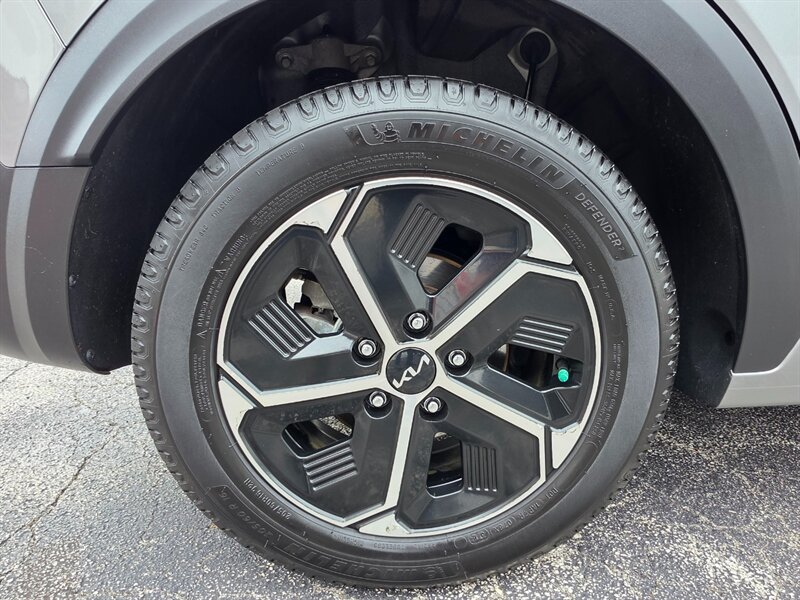 2023 Kia Niro Plug-In Hybrid EX - Photo 44 - De Pere, WI 54115