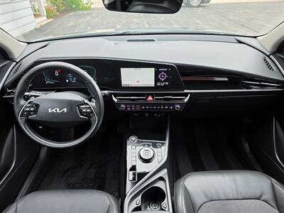 2023 Kia Niro Plug-In Hybrid EX - Photo 6 - De Pere, WI 54115