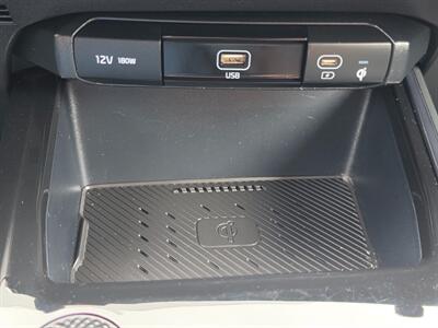2023 Kia Niro Plug-In Hybrid EX - Photo 31 - De Pere, WI 54115
