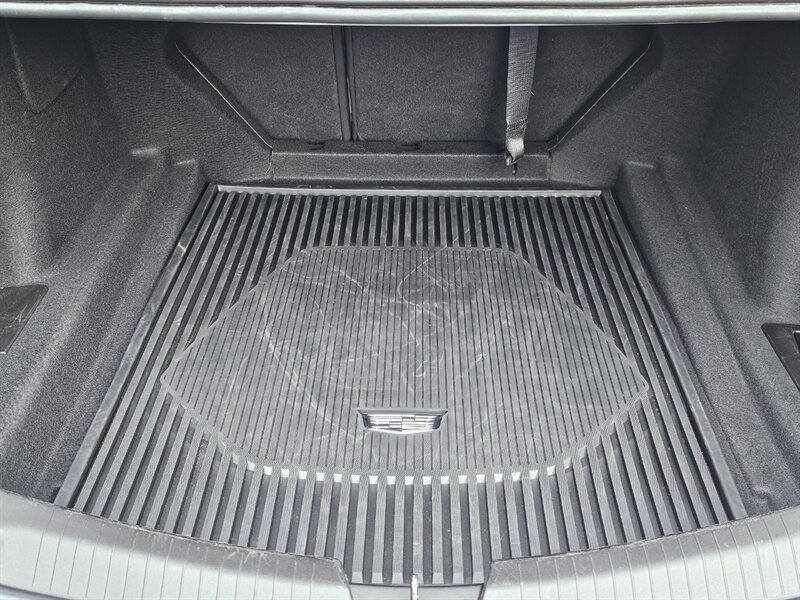 2022 Cadillac CT5 Premium Luxury - Photo 17 - De Pere, WI 54115