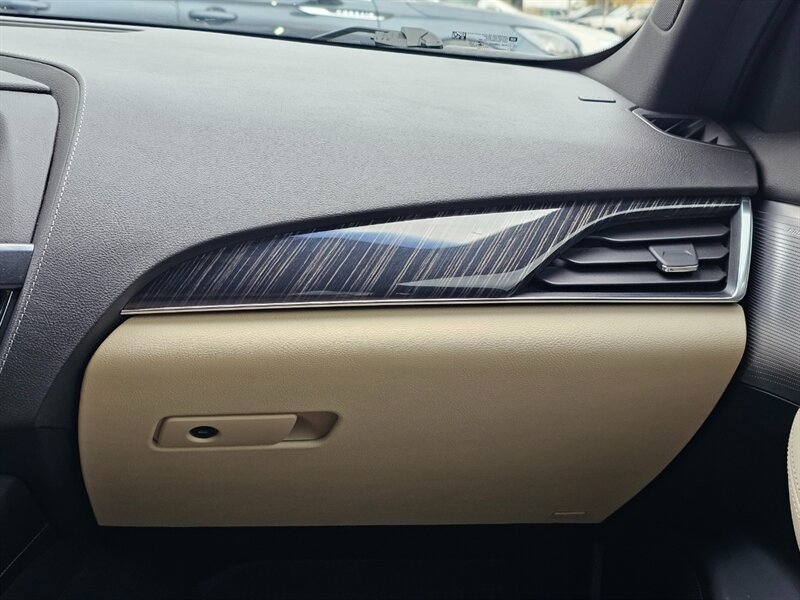 2022 Cadillac CT5 Premium Luxury - Photo 31 - De Pere, WI 54115