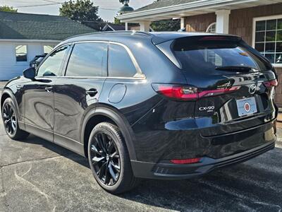 2025 Mazda CX-90 Plug-in Hybrid Premium   - Photo 29 - De Pere, WI 54115