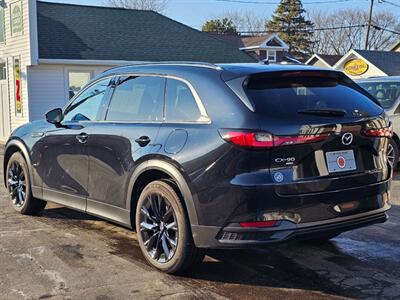 2025 Mazda CX-90 Plug-in Hybrid Premium   - Photo 29 - De Pere, WI 54115
