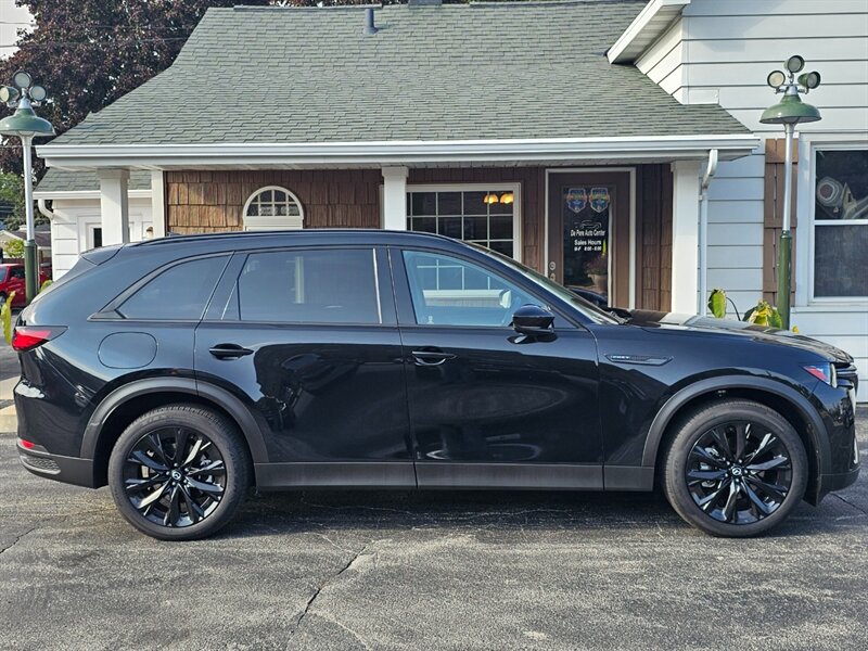 2025 Mazda CX-90 Plug-in Hybrid Premium  