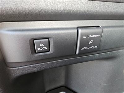 2025 Mazda CX-90 Plug-in Hybrid Premium   - Photo 40 - De Pere, WI 54115