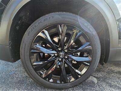2025 Mazda CX-90 Plug-in Hybrid Premium   - Photo 25 - De Pere, WI 54115