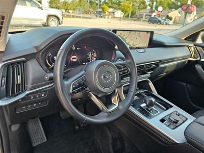 2025 Mazda CX-90 Plug-in Hybrid Premium   - Photo 26 - De Pere, WI 54115