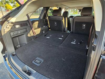 2025 Mazda CX-90 Plug-in Hybrid Premium   - Photo 39 - De Pere, WI 54115
