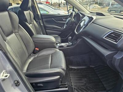 2023 Subaru Ascent Limited   - Photo 13 - De Pere, WI 54115