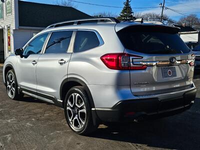 2023 Subaru Ascent Limited   - Photo 26 - De Pere, WI 54115