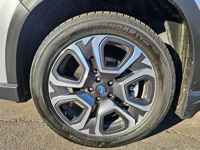 2023 Subaru Ascent Limited   - Photo 43 - De Pere, WI 54115