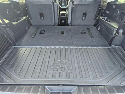 2023 Subaru Ascent Limited   - Photo 17 - De Pere, WI 54115