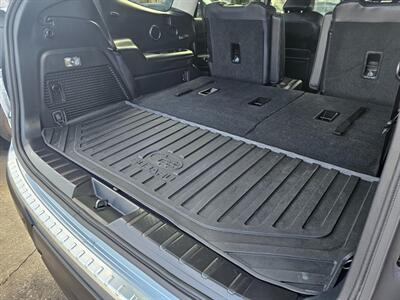 2023 Subaru Ascent Limited   - Photo 37 - De Pere, WI 54115