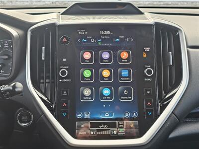 2023 Subaru Ascent Limited   - Photo 9 - De Pere, WI 54115