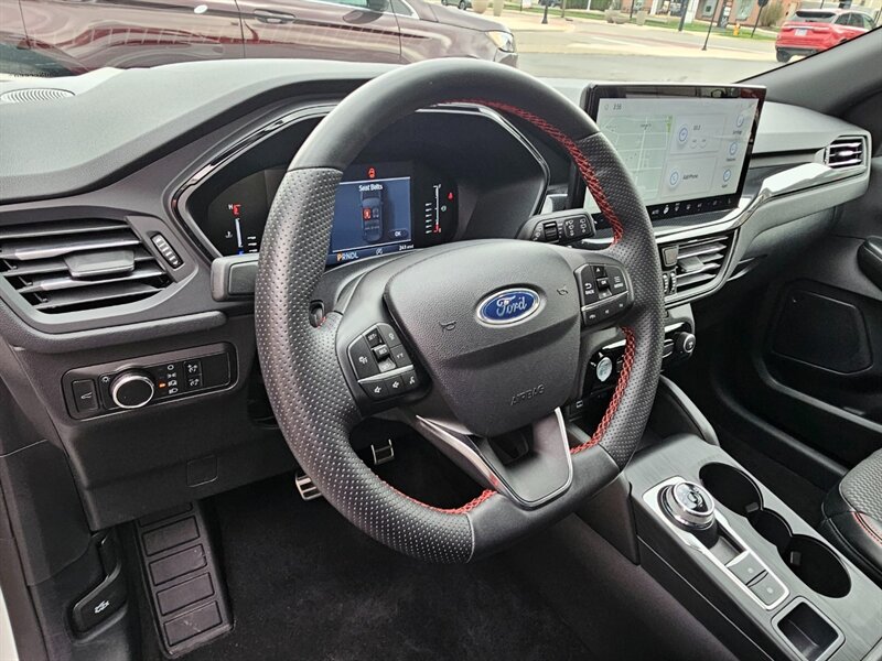 2023 Ford Escape ST-Line - Photo 27 - De Pere, WI 54115