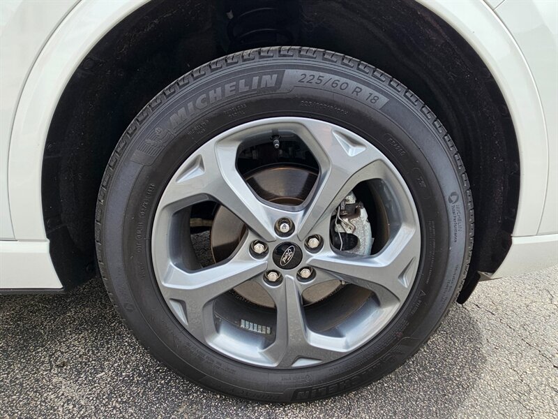 2023 Ford Escape ST-Line - Photo 41 - De Pere, WI 54115
