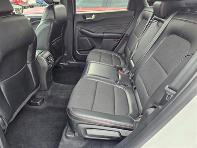 2023 Ford Escape ST-Line - Photo 15 - De Pere, WI 54115