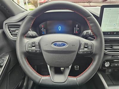 2023 Ford Escape ST-Line - Photo 5 - De Pere, WI 54115