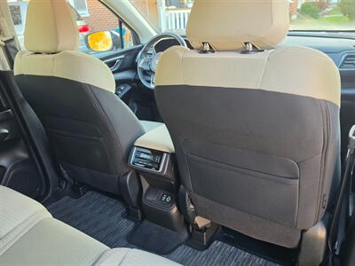 2025 Subaru Ascent Premium - Photo 15 - De Pere, WI 54115