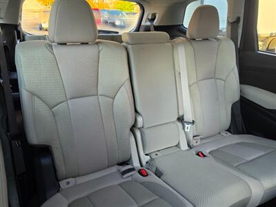 2025 Subaru Ascent Premium - Photo 14 - De Pere, WI 54115