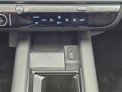 2023 Hyundai IONIQ 6 SEL   - Photo 33 - De Pere, WI 54115