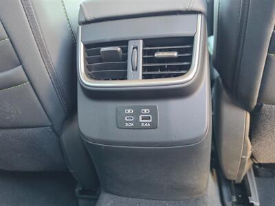 2025 Subaru Outback Onyx Edition   - Photo 15 - De Pere, WI 54115
