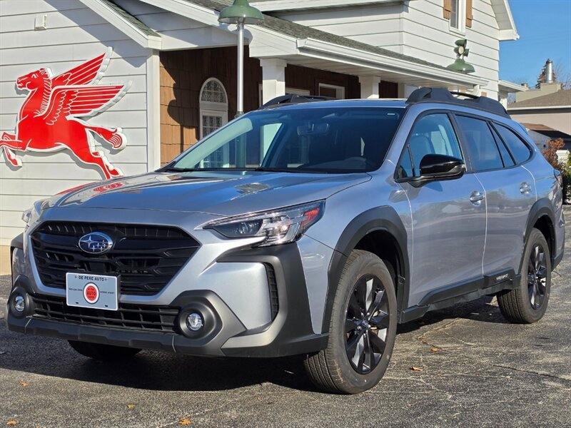 2025 Subaru Outback Onyx Edition   - Photo 1 - De Pere, WI 54115