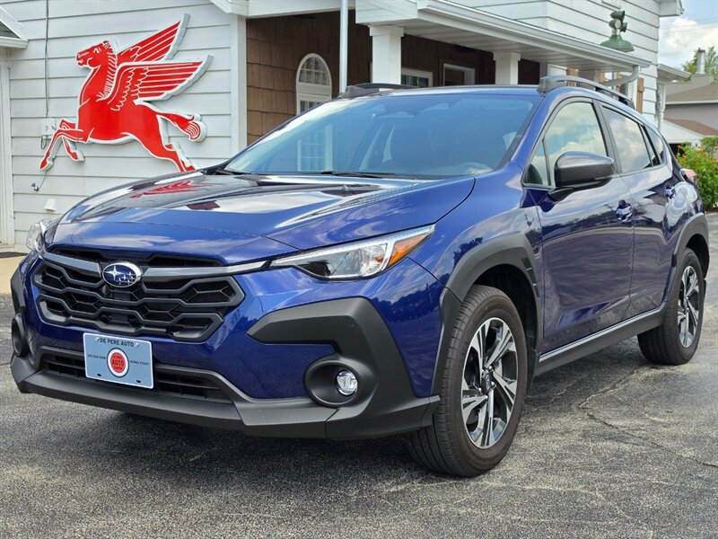 2024 Subaru Crosstrek Premium   - Photo 1 - De Pere, WI 54115