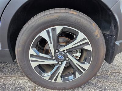 2024 Subaru Crosstrek Premium   - Photo 38 - De Pere, WI 54115