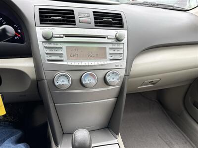 2011 Toyota Camry LE   - Photo 23 - West Allis, WI 53214