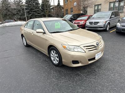 2011 Toyota Camry LE   - Photo 2 - West Allis, WI 53214