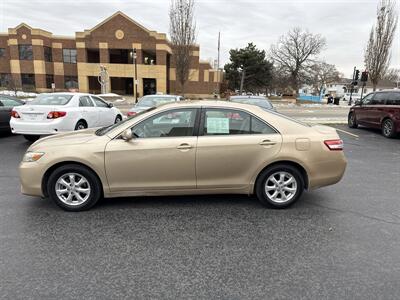 2011 Toyota Camry LE   - Photo 4 - West Allis, WI 53214