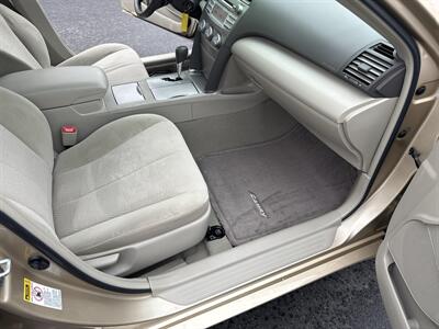 2011 Toyota Camry LE   - Photo 19 - West Allis, WI 53214