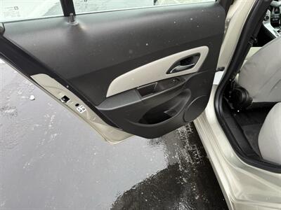 2016 Chevrolet Cruze 1LT Auto   - Photo 16 - West Allis, WI 53214