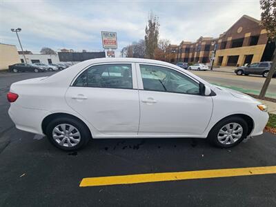 2009 Toyota Corolla LE   - Photo 3 - West Allis, WI 53214