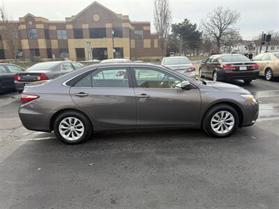 2015 Toyota Camry LE   - Photo 3 - West Allis, WI 53214