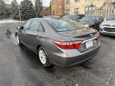 2015 Toyota Camry LE   - Photo 7 - West Allis, WI 53214